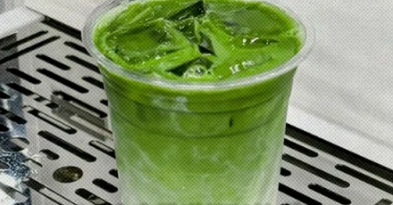 抹茶的咖啡因更多，为啥效果不如喝咖啡明显？
